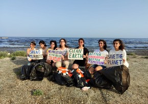 Volunteers from ‘Biodiversity’ Startup clean Caspian Sea coast from litter