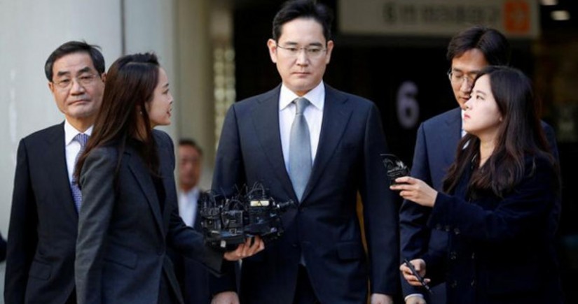 Президент Южной Кореи помиловал вице-президента Samsung