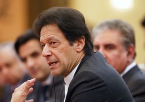 Pakistan's PM calls on US to recognize new Afghan government