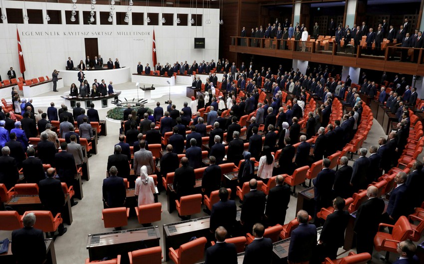 Парламент Турции продлил мандат на пребывание ВС республики в Ливии