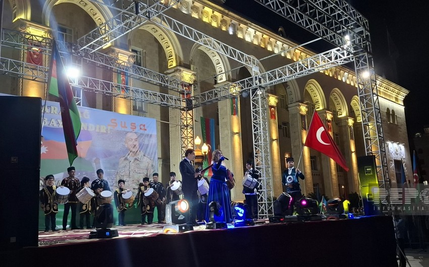 Gəncədə Zəfərin mübarək, Azərbaycan! adlı konsert proqramı keçirilib - YENİLƏNİB