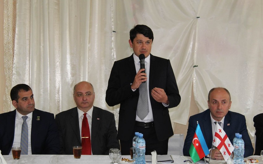 Фуад Мурадов поинтересовался в Грузии проблемами азербайджанцев