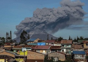 Число жертв в результате извержения вулкана в Индонезии достигло 22