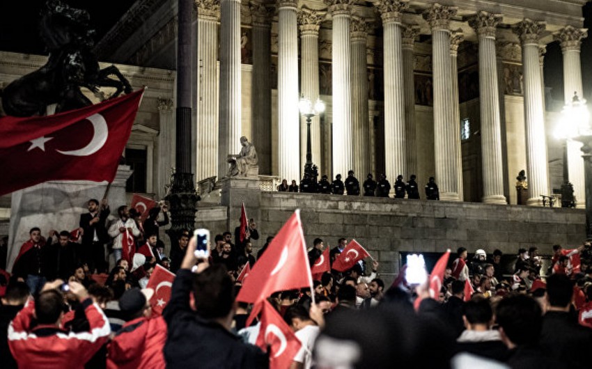 В Турции отстранили еще около 550 судей и прокуроров из-за попытки переворота