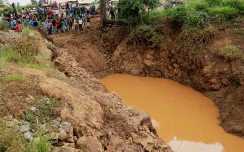 Zimbabvedə qızıl mədənlərini su basması nəticəsində 60 nəfər ölüb - FOTO