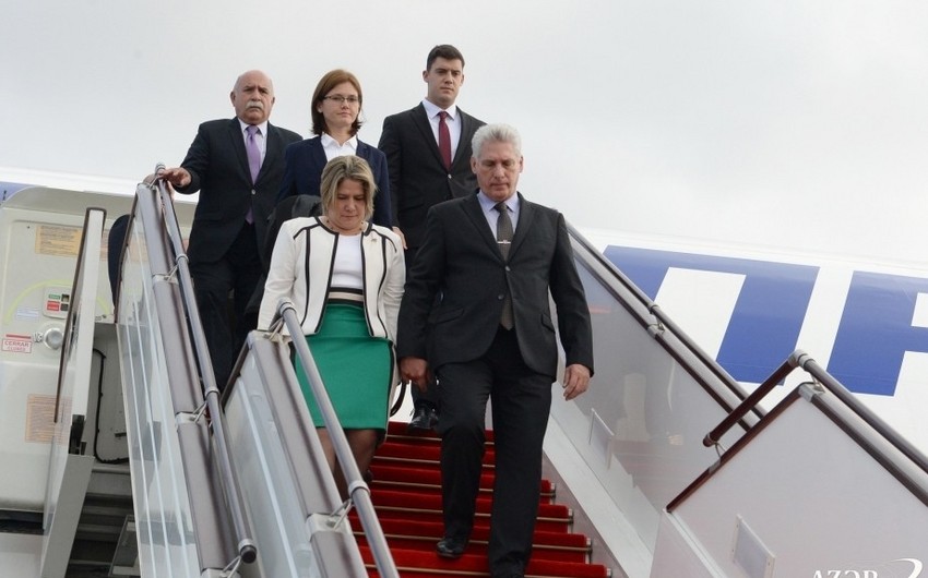 Cuban President arrives in Azerbaijan