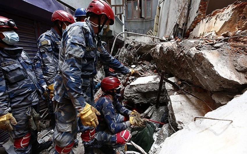 More than 6,700 dead in Nepal quake