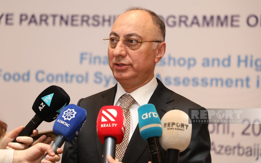 Гошгар Тахмазли: В Азербайджане приостановлена деятельность 4 продовольственных рынков