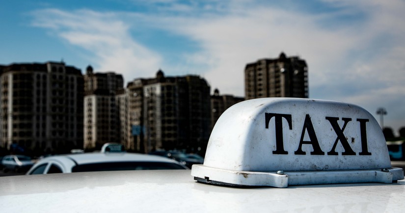 В Азербайджане число водителей, получивших разрешение на деятельность такси, превысило 3 000