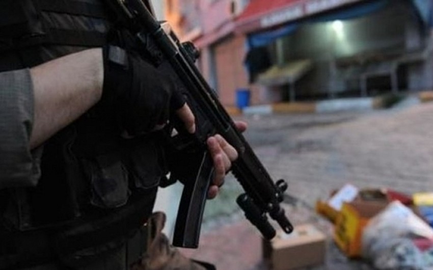 В Турции в результате перестрелки с террористами один полицейский погиб, 4 ранены