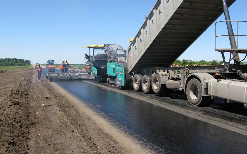 На строительство дороги в Агдаме выделено 5,4 млн манатов