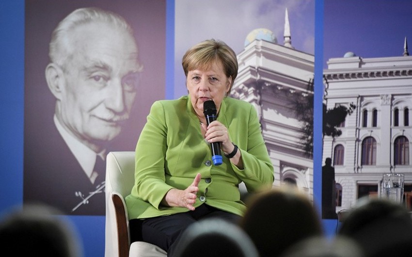 Angela Merkel: Gürcüstan tezliklə NATO üzvü olmayacaq
