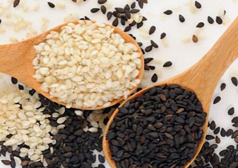 Азербайджан возобновил импорт семян кунжута из трех стран