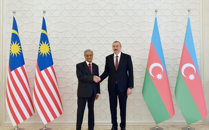 Президент Азербайджана направил поздравления XVI Верховному главе Малайзии