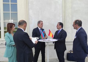 Jeyhun Bayramov meets Spanish foreign minister