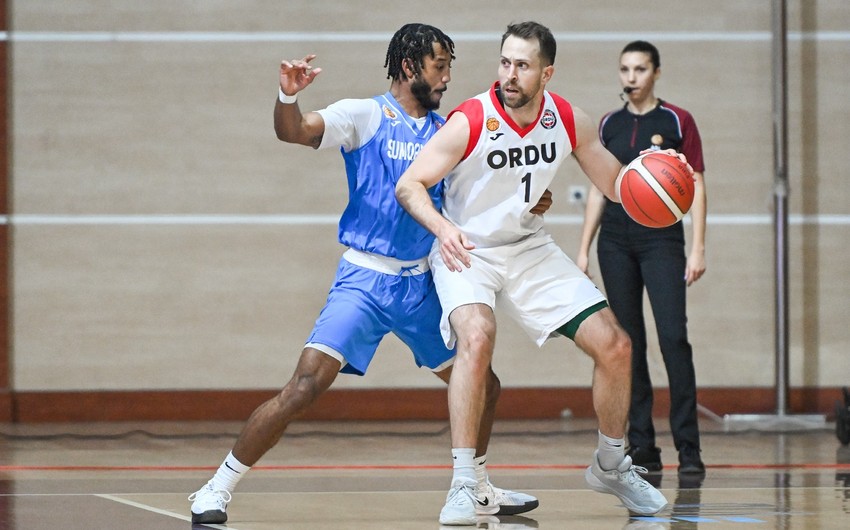 Azərbaycan Basketbol Liqasında Ordu Sumqayıta böyük hesabla qalib gəlib