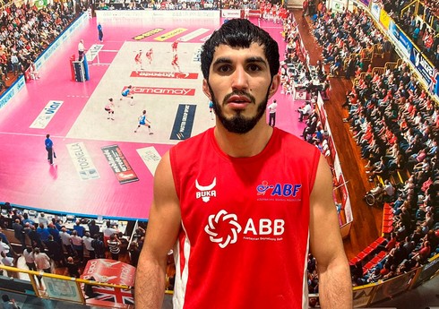 Азербайджанский боксер одержал вторую победу на лицензионном турнире