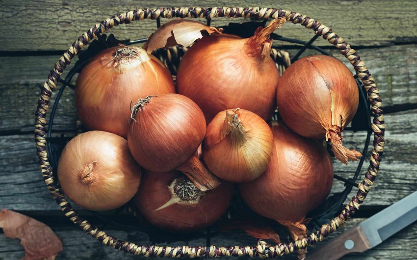 Azerbaijan starts supplying onions to Saudi Arabia