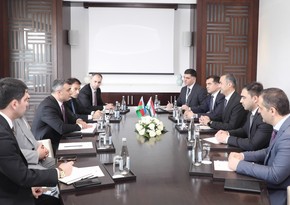Azerbaijan, Tajikistan eye strengthening banking relations