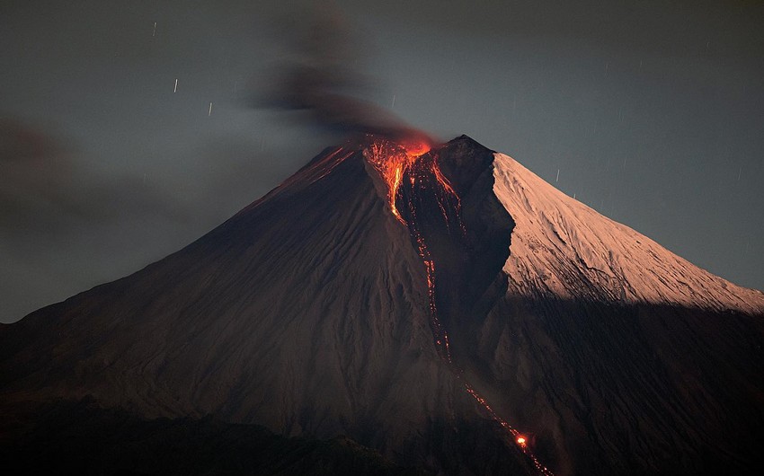 Ebeko volcano releases ash to height of 2.5 kilometers