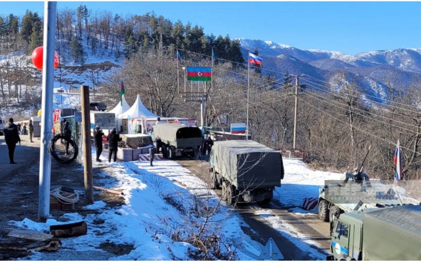 Total of 25 vehicles of peacekeepers move freely on Khankandi-Lachin road - UPDATED