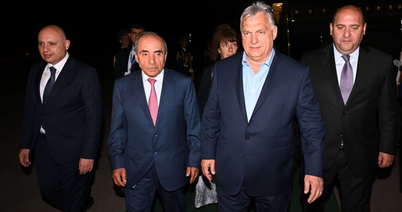 Премьер-министр Венгрии Виктор Орбан прибыл с визитом в Азербайджан