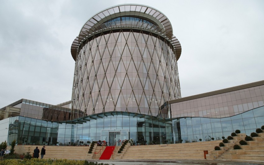 ​В Баку состоялось открытие нового здания телеканала Xəzər