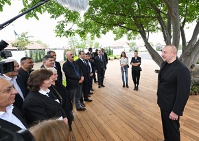 President Ilham Aliyev and First Lady Mehriban Aliyeva meet with residents who relocated to Khojaly city