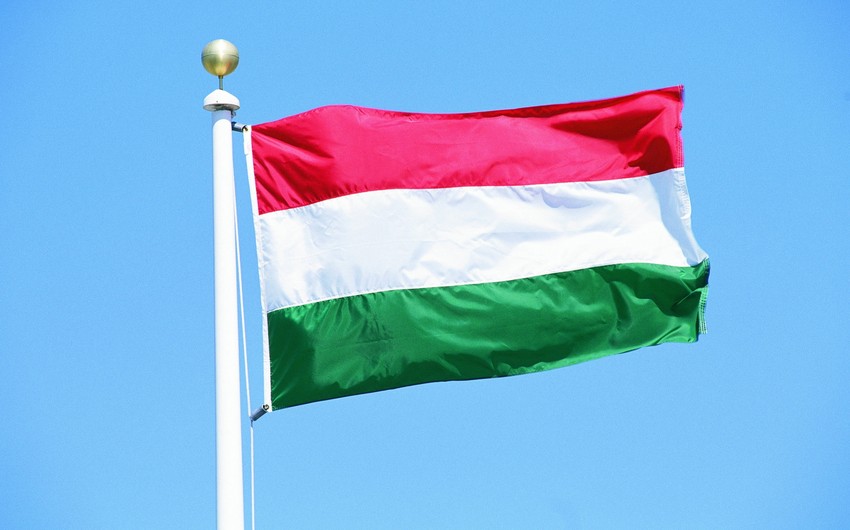 Посольство Венгрии в Азербайджане временно приостановило процедуру выдачи виз