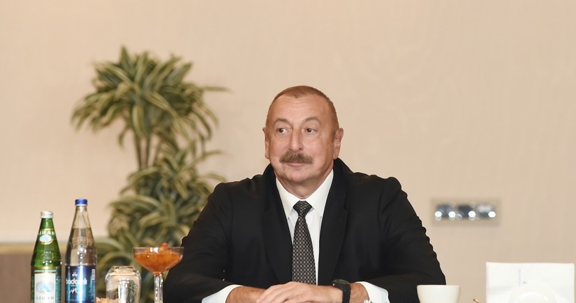 Президент Ильхам Алиев встретился с представителями ведущих бизнес-кругов Болгарии