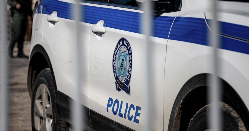 Yunanıstanda 14 polis iş adamlarından pul tələb etdikləri üçün həbs olunub