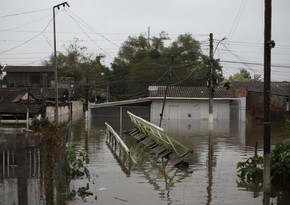 Число жертв наводнений на юге Бразилии увеличилось до 39