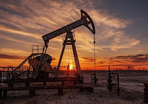 Из каких стран Азербайджан импортировал нефть? 