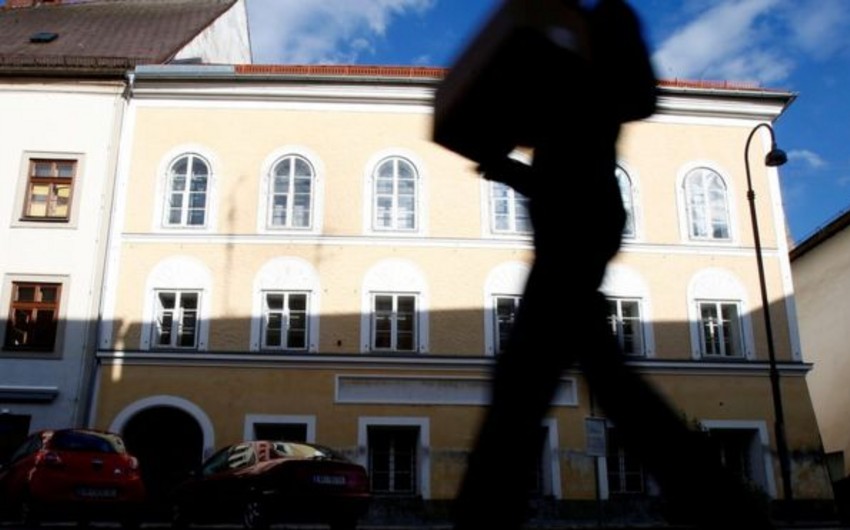 ​Власти Австрии намерены конфисковать дом, где родился Гитлер