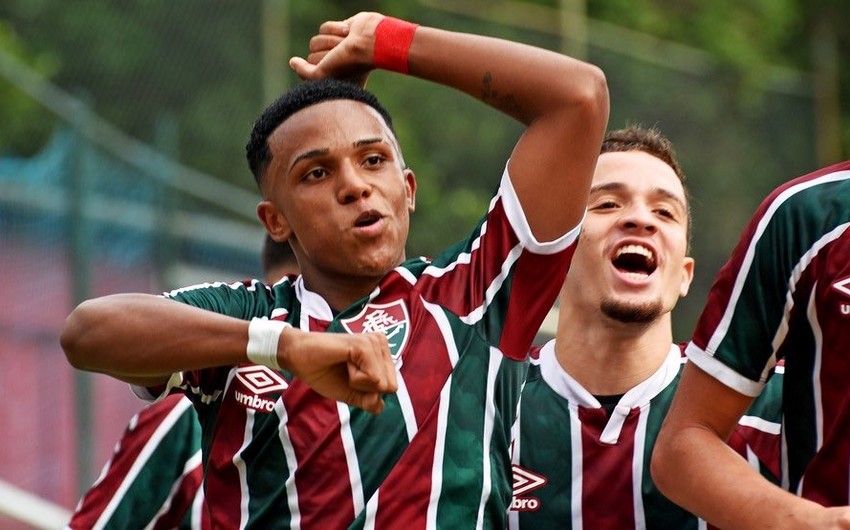 Манчестер Сити интересуется 17-летним бразильским форвардом
