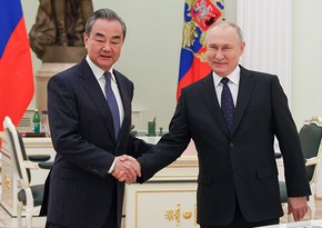 Putin meets with Chinese Foreign Minister Wang Yi