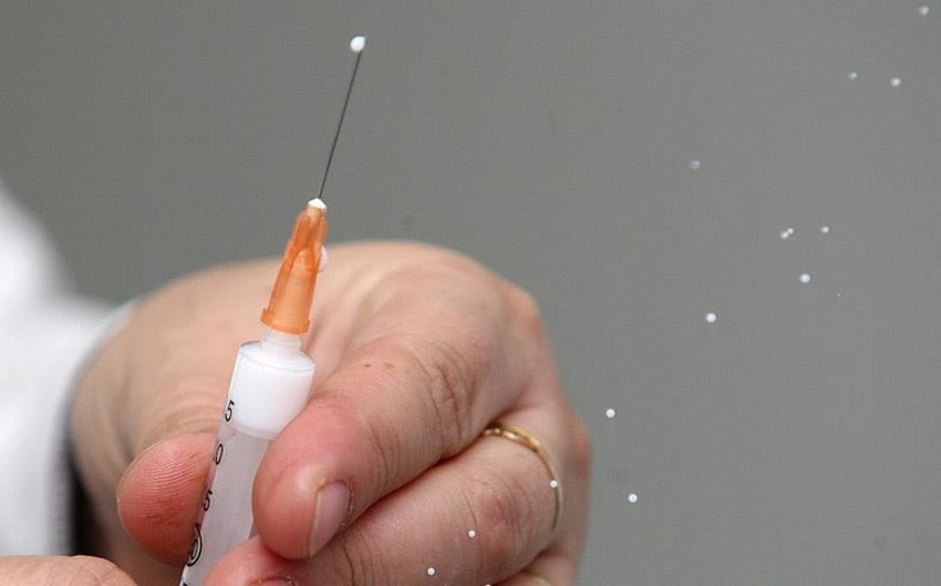 Çin Ebola virusuna qarşı vaksinin kütləvi istehsalına başlayacaq