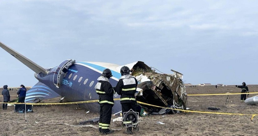 Сommission led by Kazakhstan's deputy Prime Minister begins work at plane crash site in Aktau