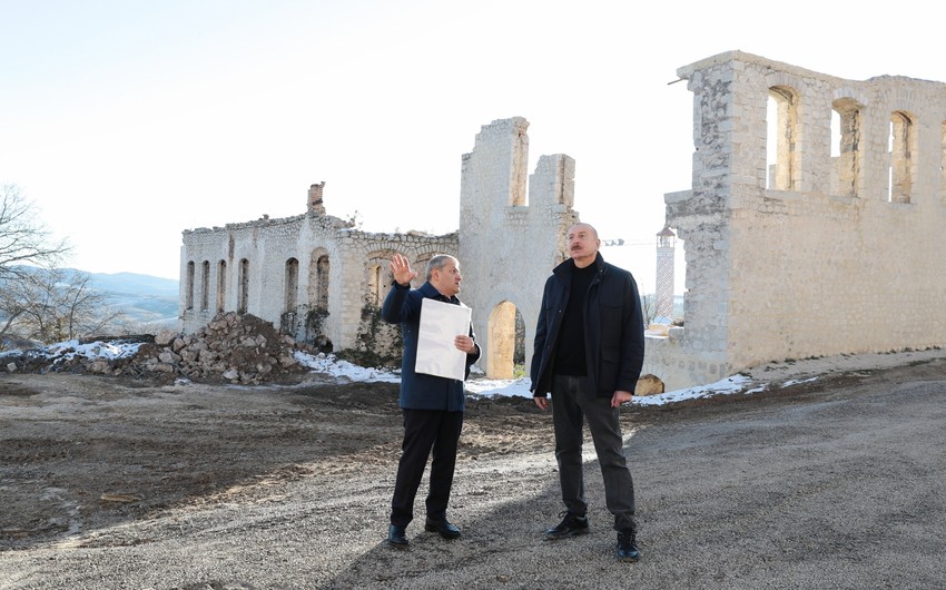 Ilham Aliyev inspects construction progress on Garabagh Street in Shusha city