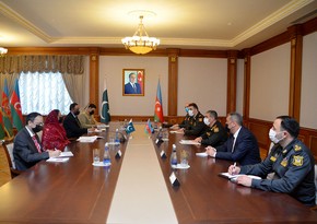 Обсуждены перспективы развития военного сотрудничества между Азербайджаном и Пакистаном