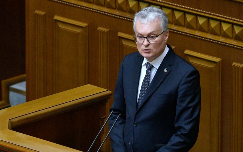Президент Литвы подписал декрет о введении режима ЧП