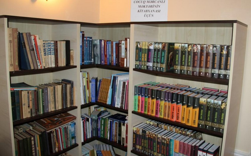 Фонд Знание обеспечит книгами библиотеку школы в селе Джоджуг Марджанлы
