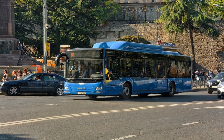 Tbilisidə sərnişin avtobuslarında pulsuz Wi-Fi olacaq