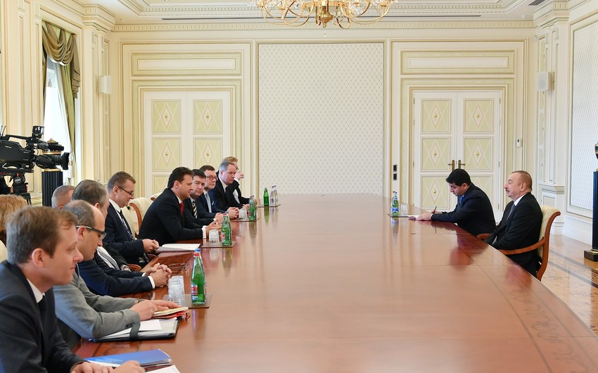 Президент Ильхам Алиев принял председателя Палаты депутатов Парламента Чехии