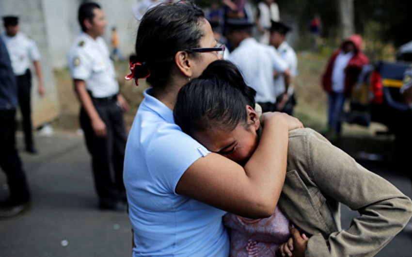 В Гватемале задержали экс-чиновников по делу о пожаре в приюте