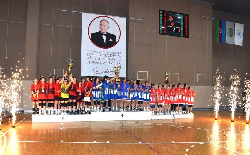 Qız voleybolçuların muxtar respublika birinciliyində qalib məlum olub