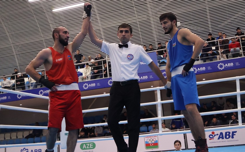 Azərbaycan millisinin 4 boksçusu ölkə çempionatında yarımfinala yüksəlib
