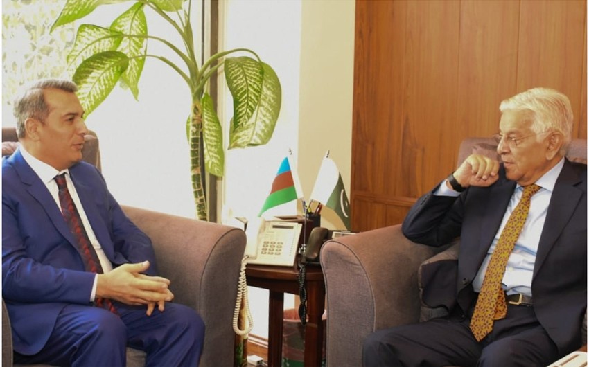 Azerbaijan and Pakistan mull defense cooperation