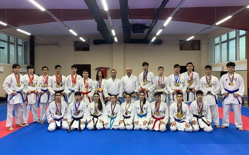 Азербайджанские каратисты взяли 10 медалей на турнире Гран при