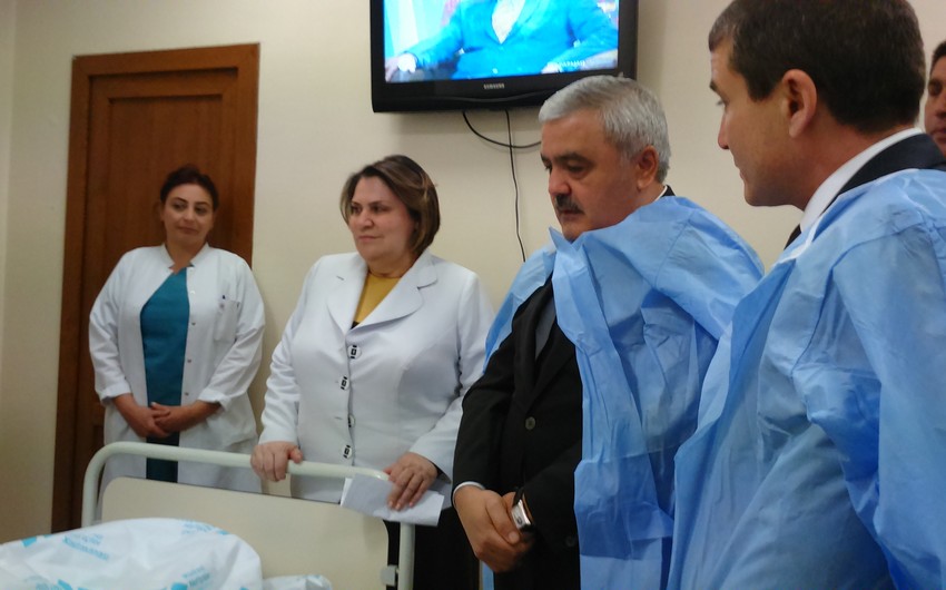 ​Президент SOCAR проведал нефтяников, проходящих лечение в Центральной больнице нефтяников